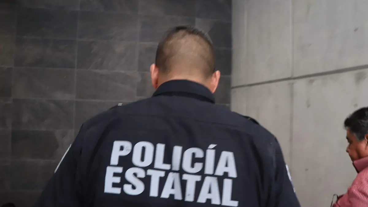 POLICIAS RELOJ 4