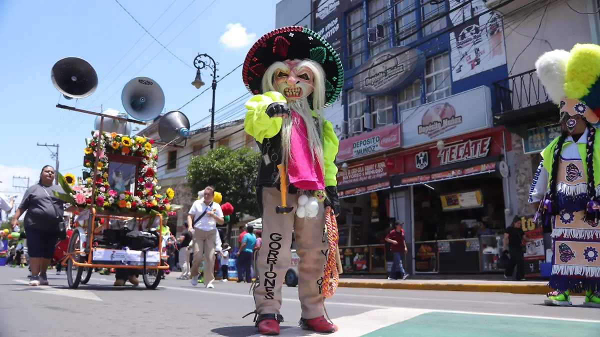 VIEJO (2)