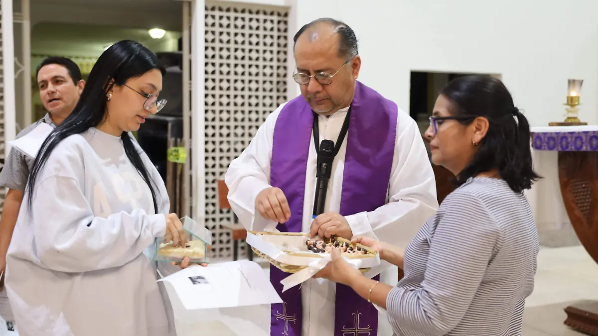 F. Carmona, niño (13)