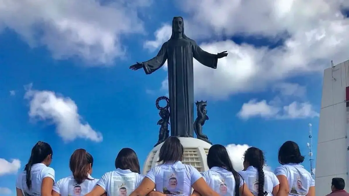 MÁS DE 12 MIL ASISTENTES A CRISTO REY EN LA JORNADA POR LA PAZ