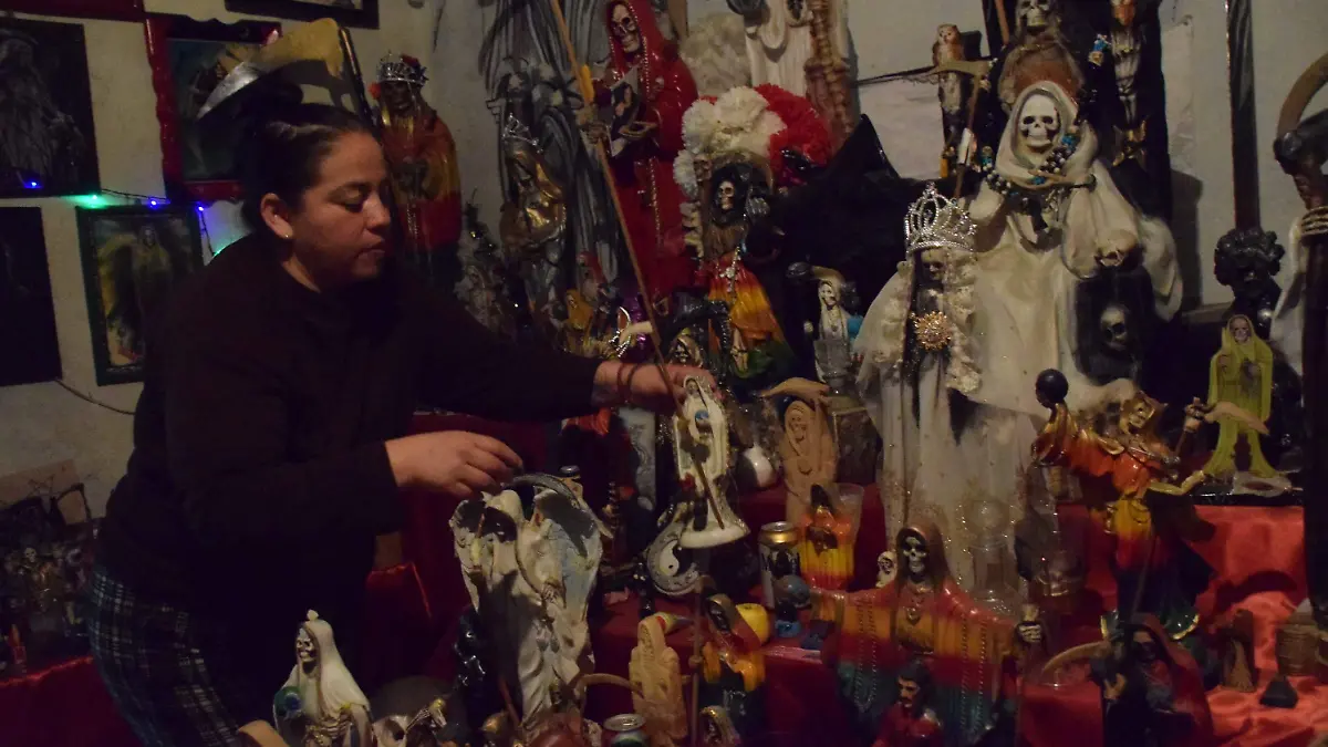 LA SANTA MUERTE _ FRANCISCO CARMONA_(18)