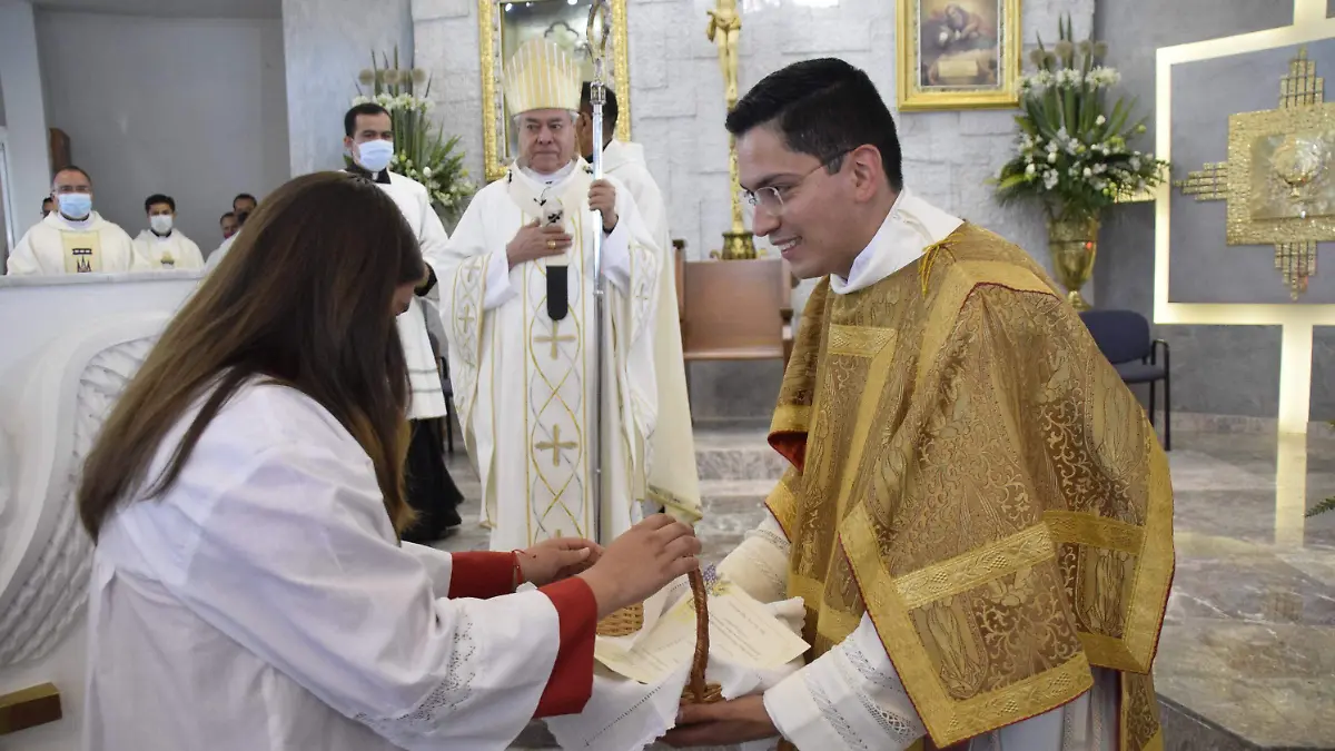 F CARMONA ORDENACION DIACONAL (6)