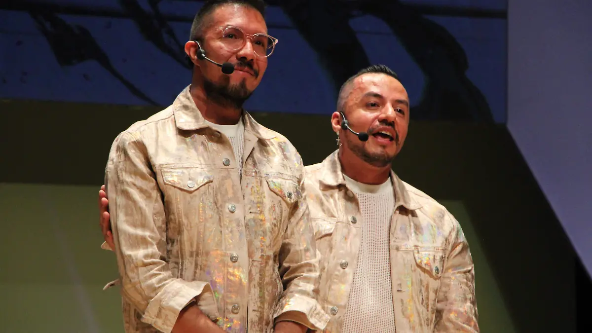 Iann Dey _ GUSTAVO CARREÓN_