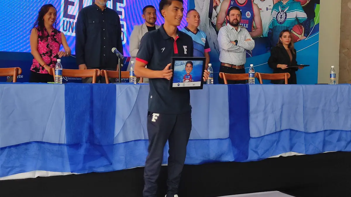 CIRCUITO UNIVERSITARIO - Fco Meza - El Sol de León (9)