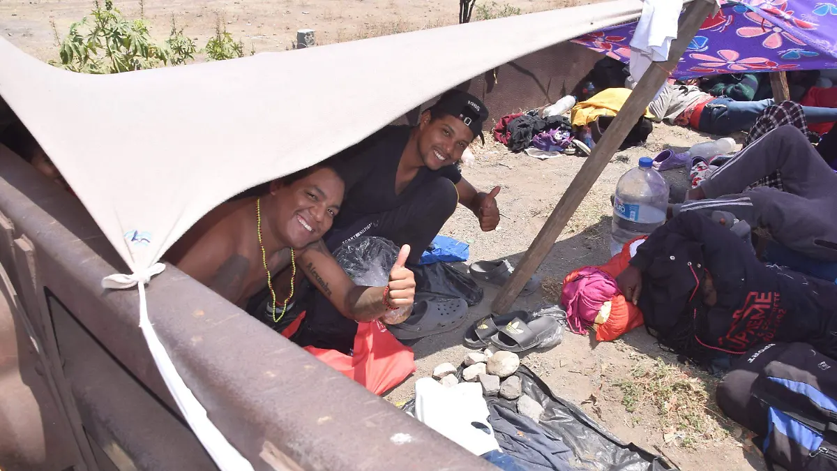 FcARMONA-MIGRANTES SOL (2)