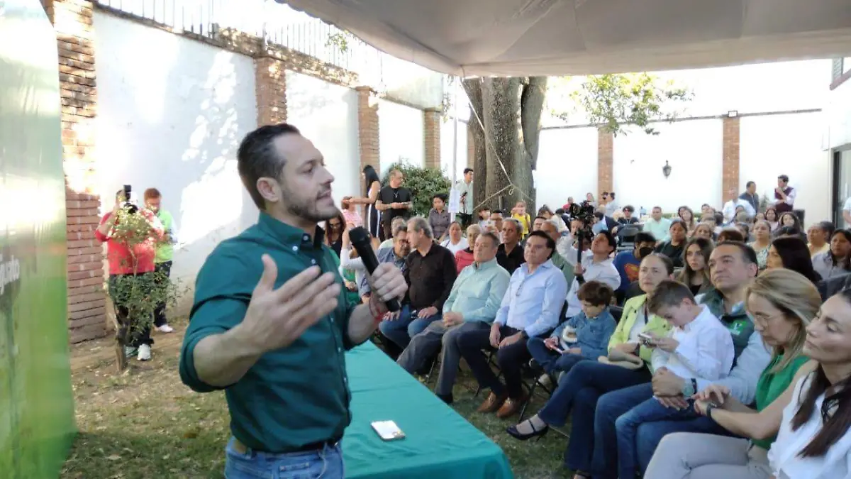 220e1bfa-049c-4f26-b02d-f11f8dd13104