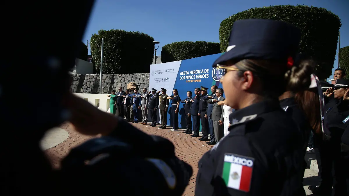 NIÑOS HÉROES - Fco Meza - El Sol de León (7)