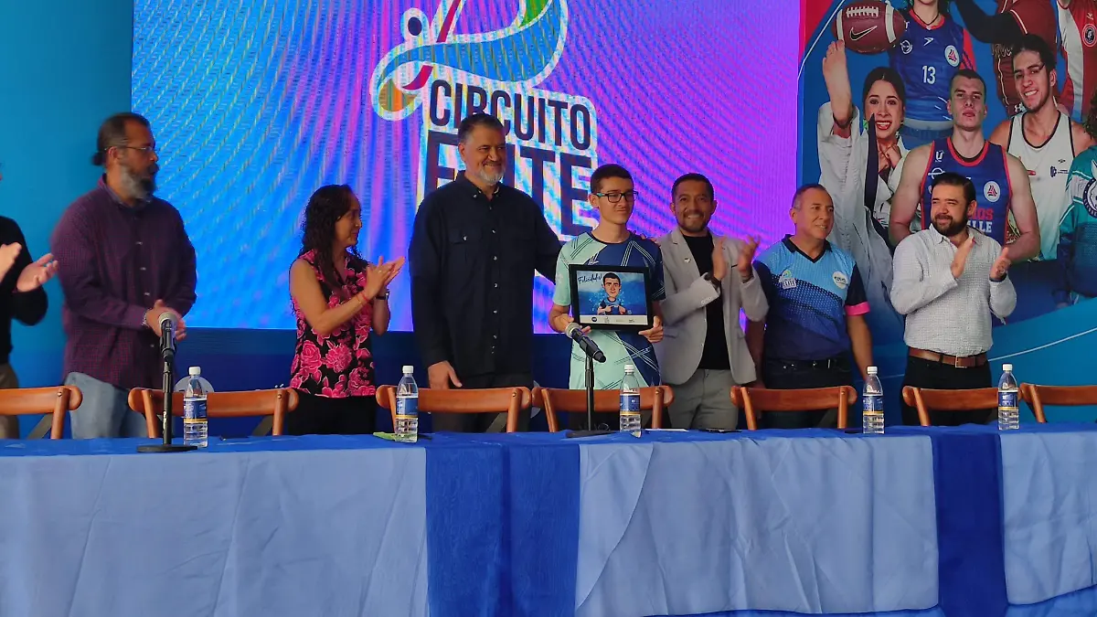 CIRCUITO UNIVERSITARIO - Fco Meza - El Sol de León (8)