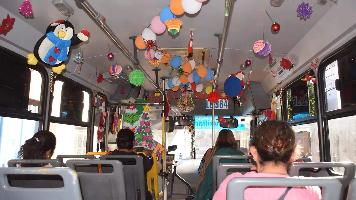 F CARMONA CAMION NAVIDEÑO (1)