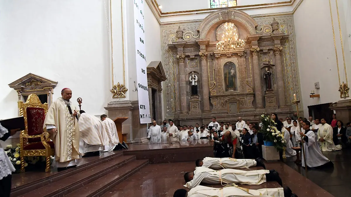 ORDENACION SACERDOTAL (1)