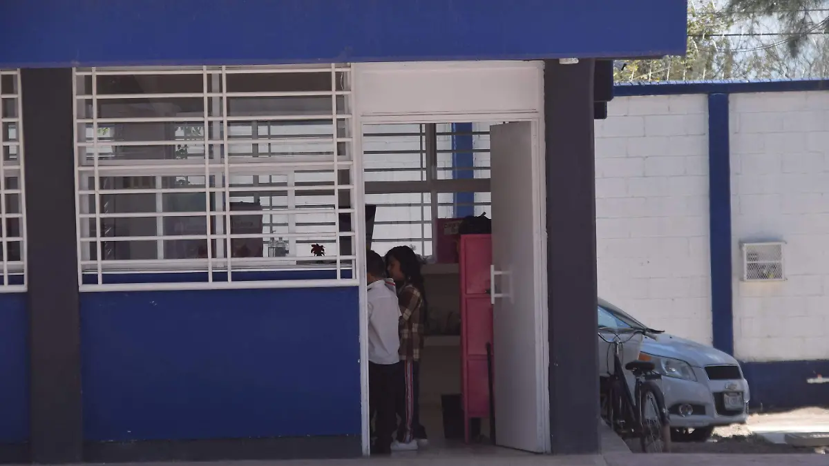 F CARMONA ESCUELAS CALOR (4)