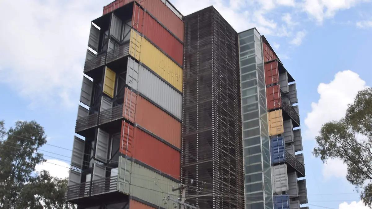 F CARMONA RASCACIELOS