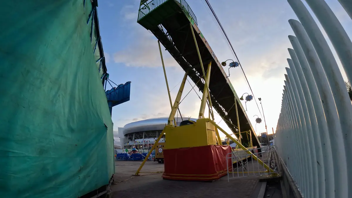 INSTALACIONES DE LA FERIA _ GUSTAVO CARREÓN (1)