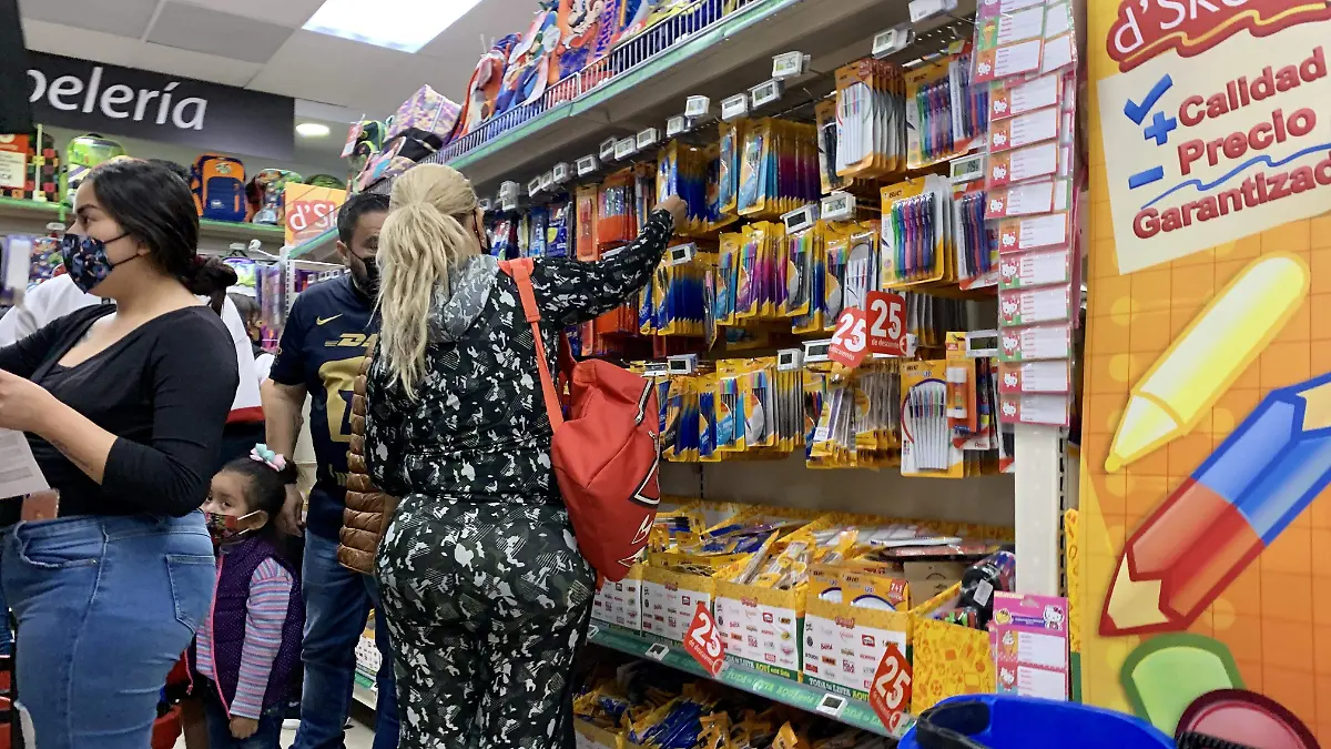 FCO MEZA - ÚTILES (3)