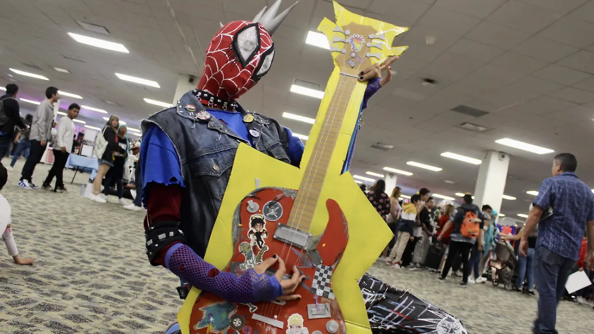 COSPLAYS_ELSOLDELEON