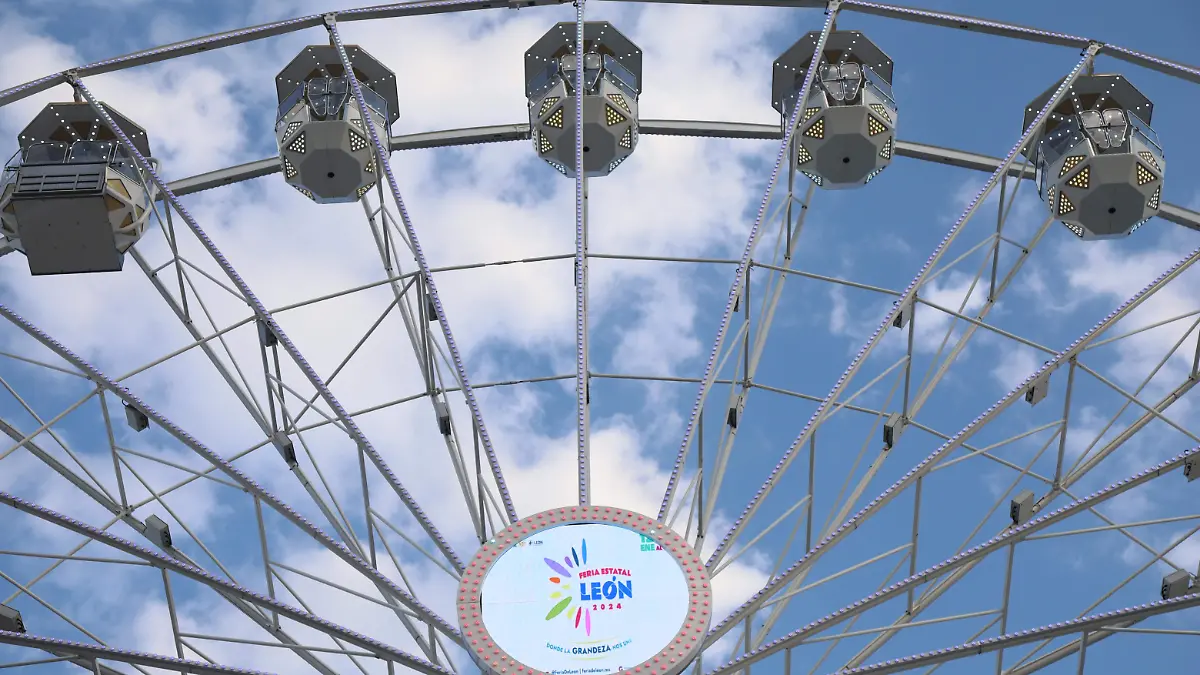 1Rosario Horta - feria de León