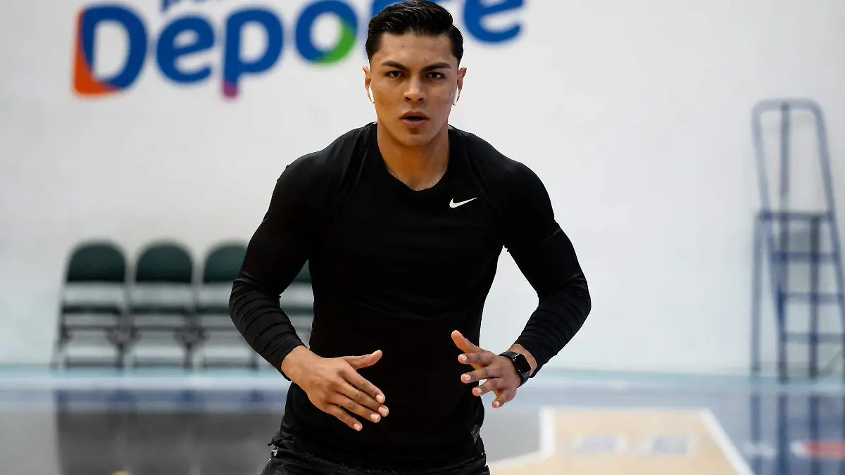 Cortesia Abejas de Leon - Juan Contreras (1)