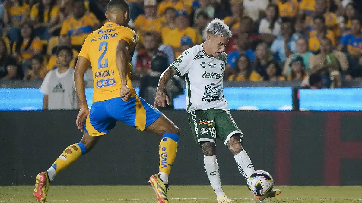 Cortesia Club Leon vs Tigres (1)