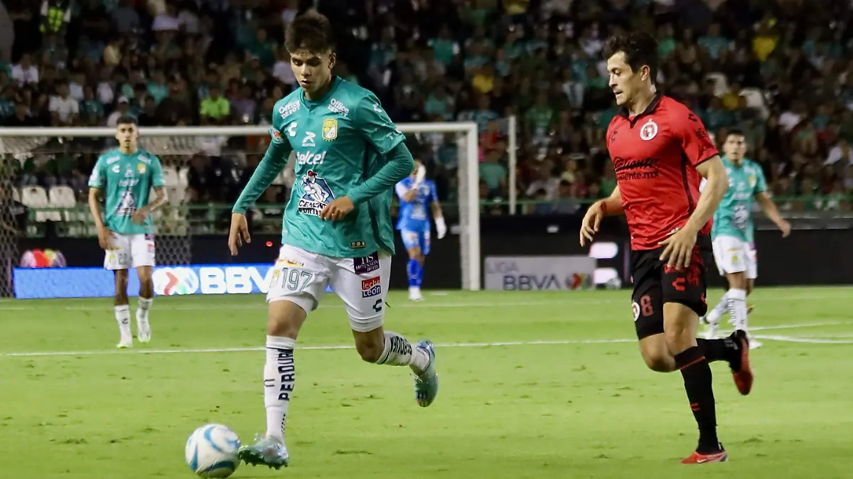 SEBASTIAN SANTOS FOTO FCO MEZA (1)