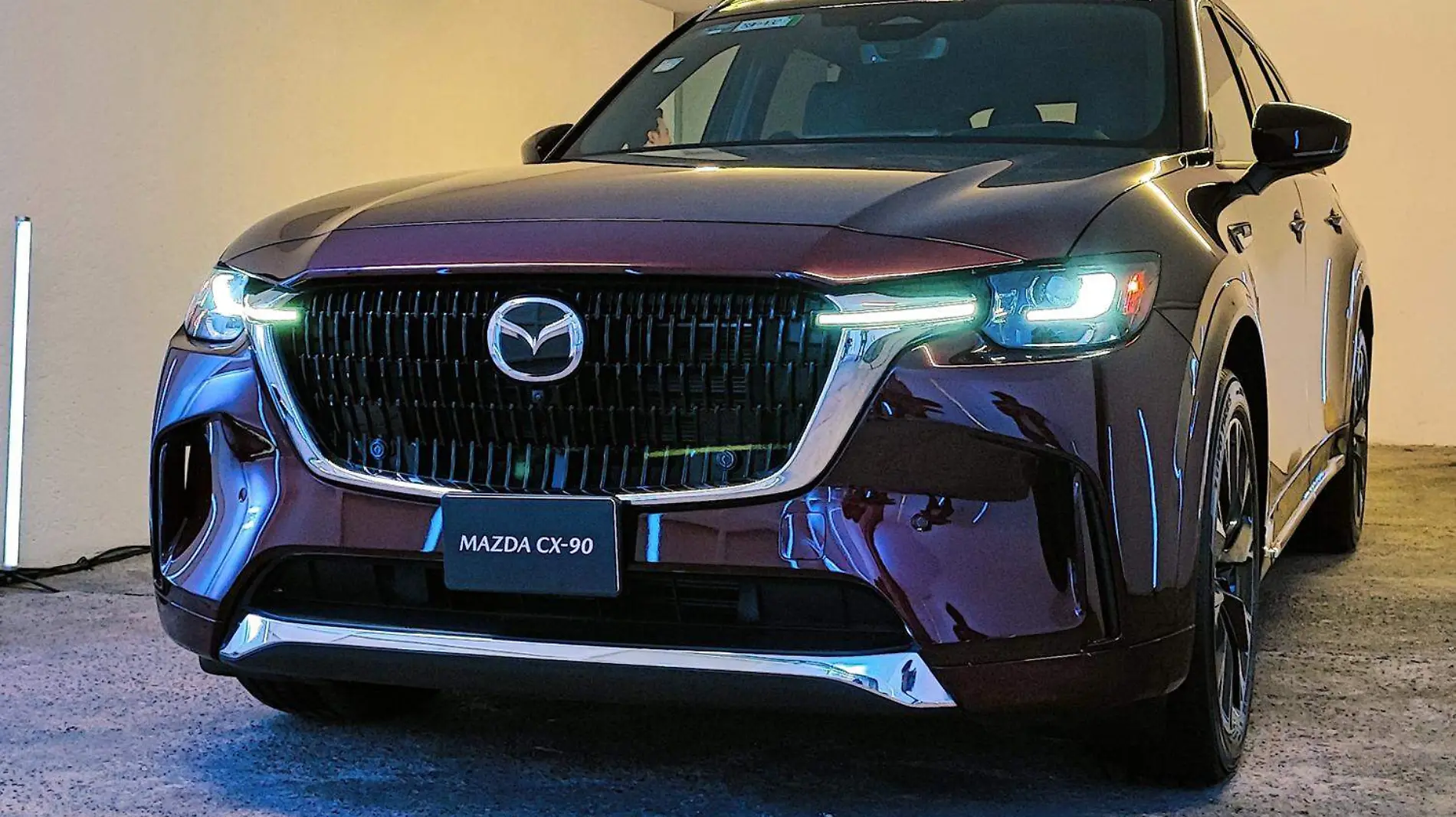 mazda_cx-90_01