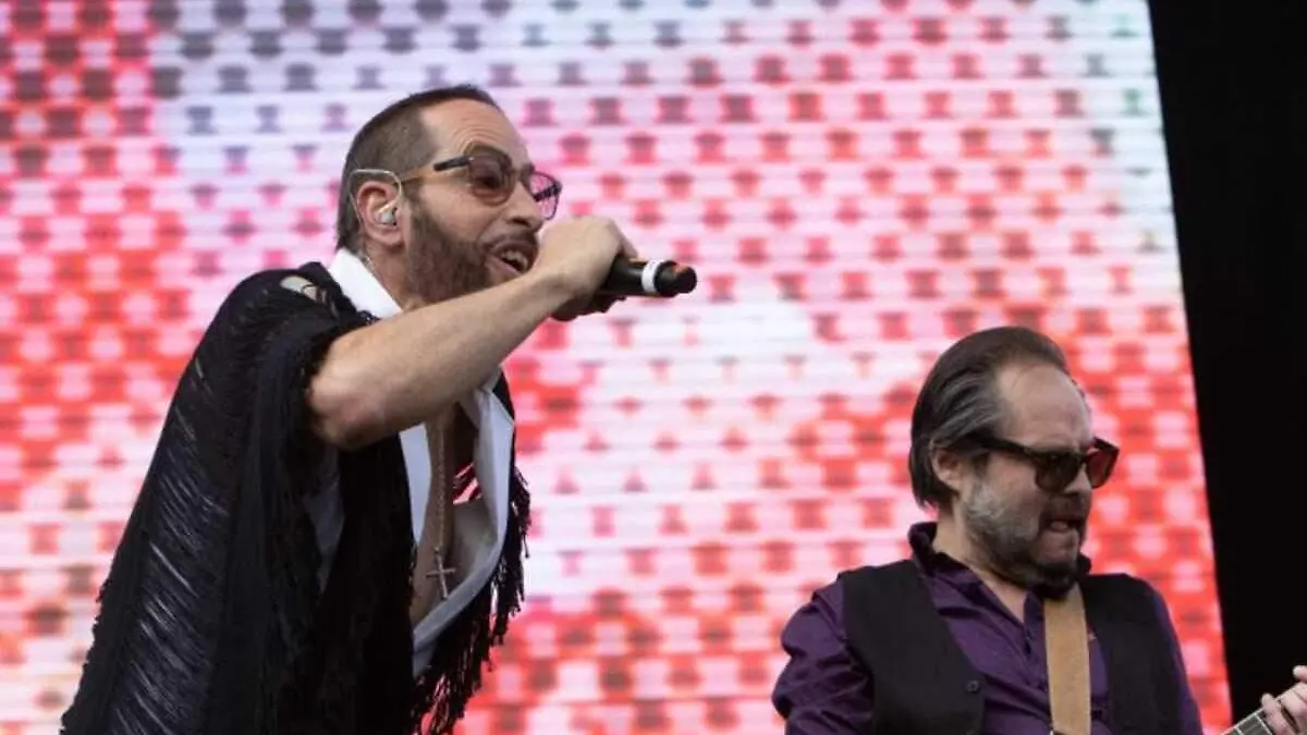 Banda La Lupita se presenta en el Vive Latino 2022