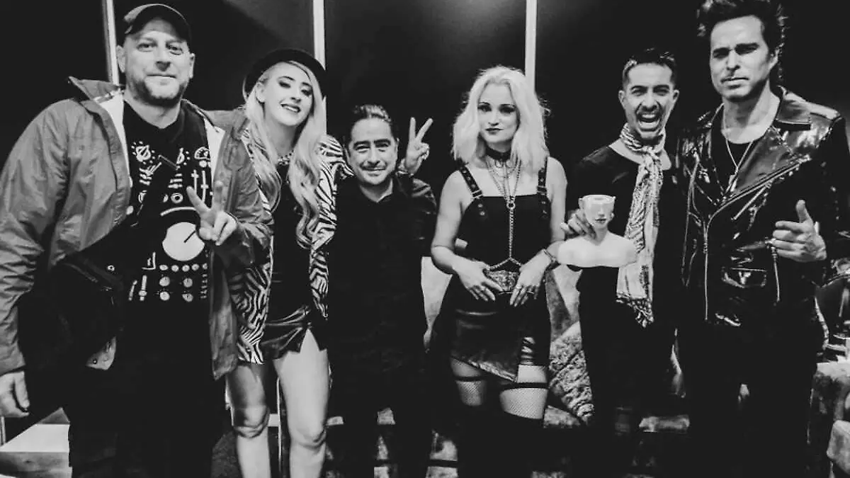 Moenia antes de su show en el Vive Latino