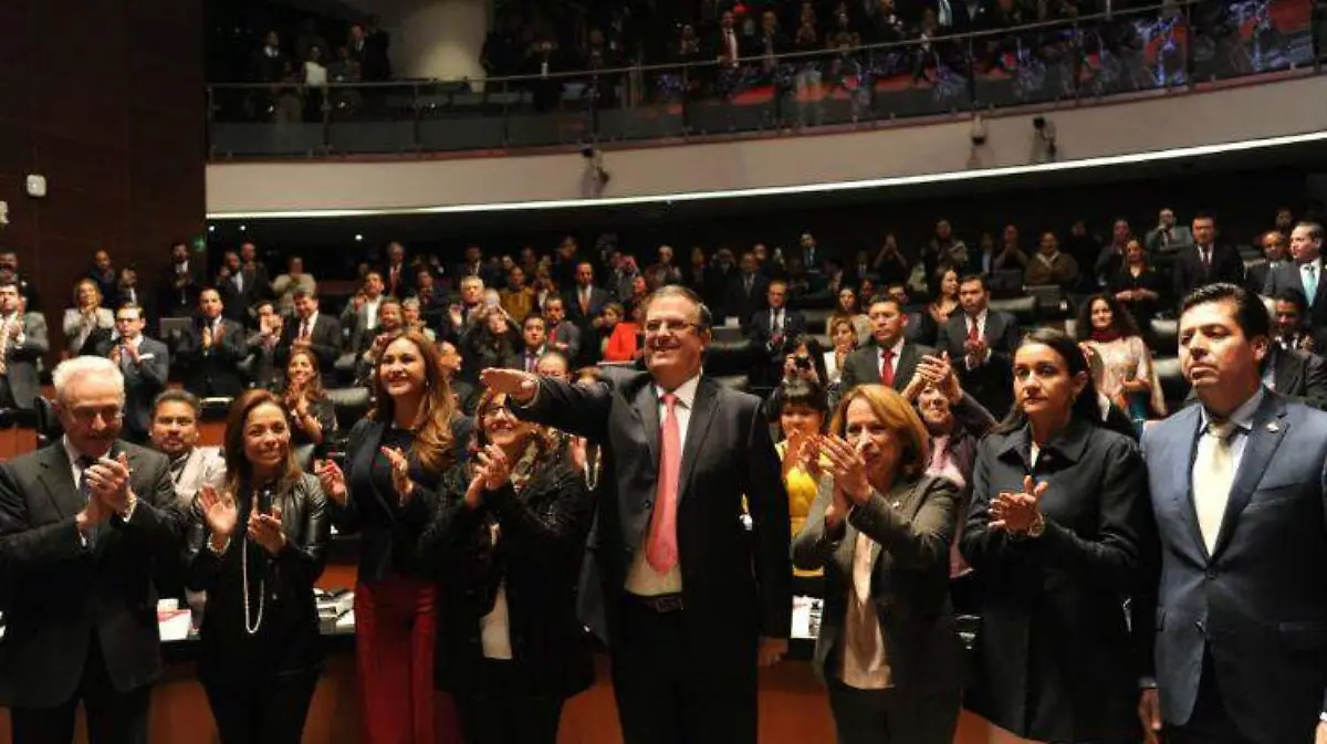 ebrard MAURICIO HUIZAR