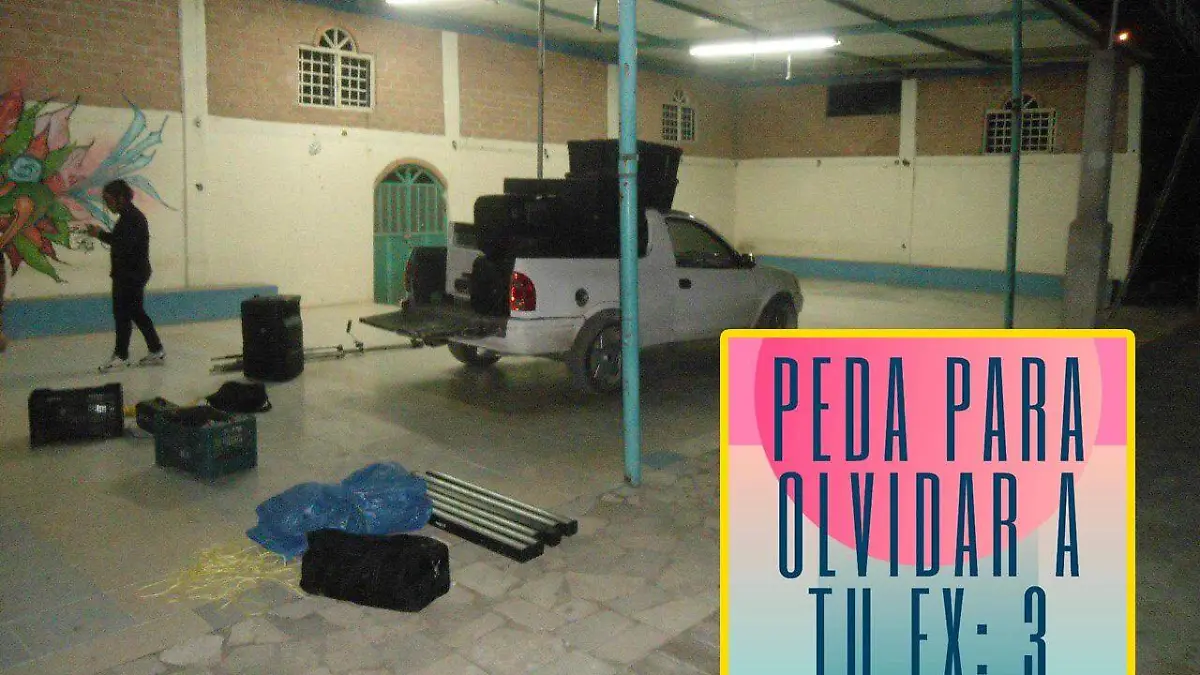 FIESTA CLANDESTINA (2)