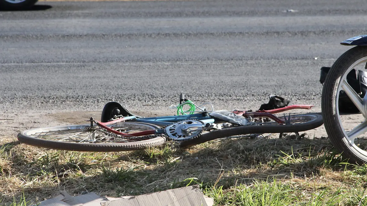 CICLISTA ATROPELLADO (4)
