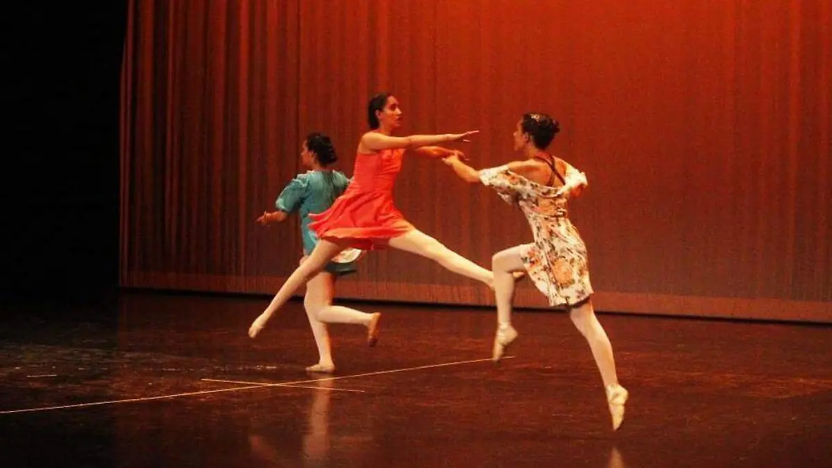 CASA DE LA CULTURA LUIS MORENO (1)