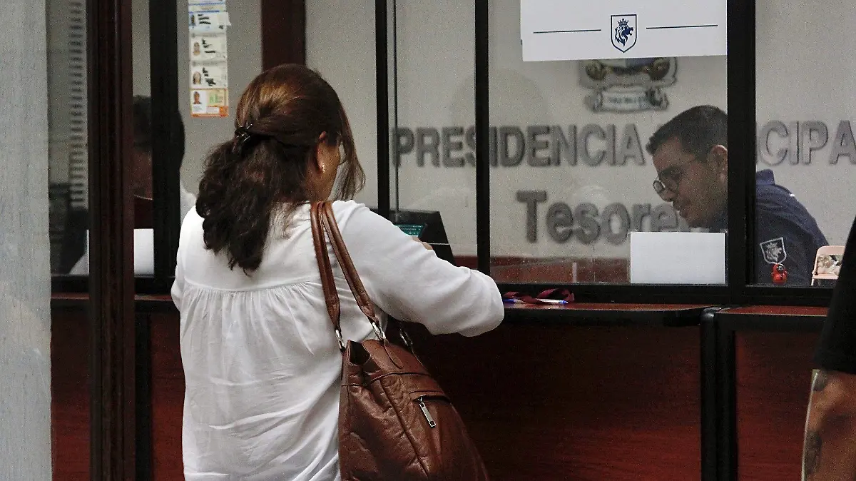 PRESIDENCIA - Fco Meza - El Sol de Leon (1)