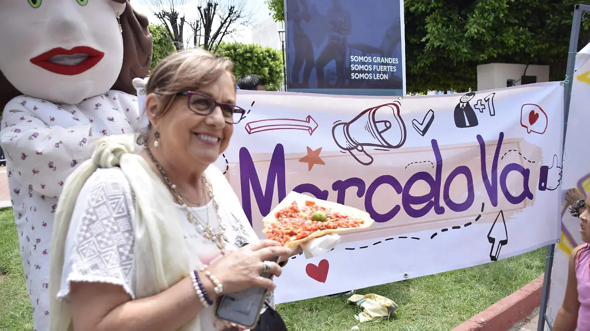 F CARMOJNA MORENA MALU (4)