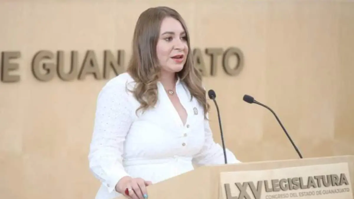 Debe-frenarse-de-una