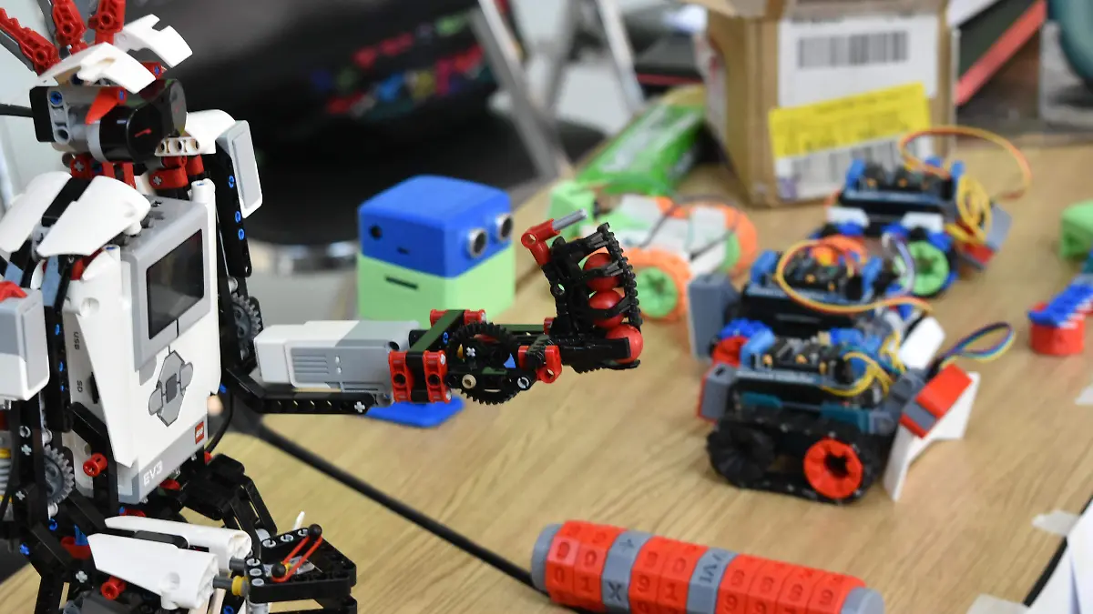 ROBOTICA (5)