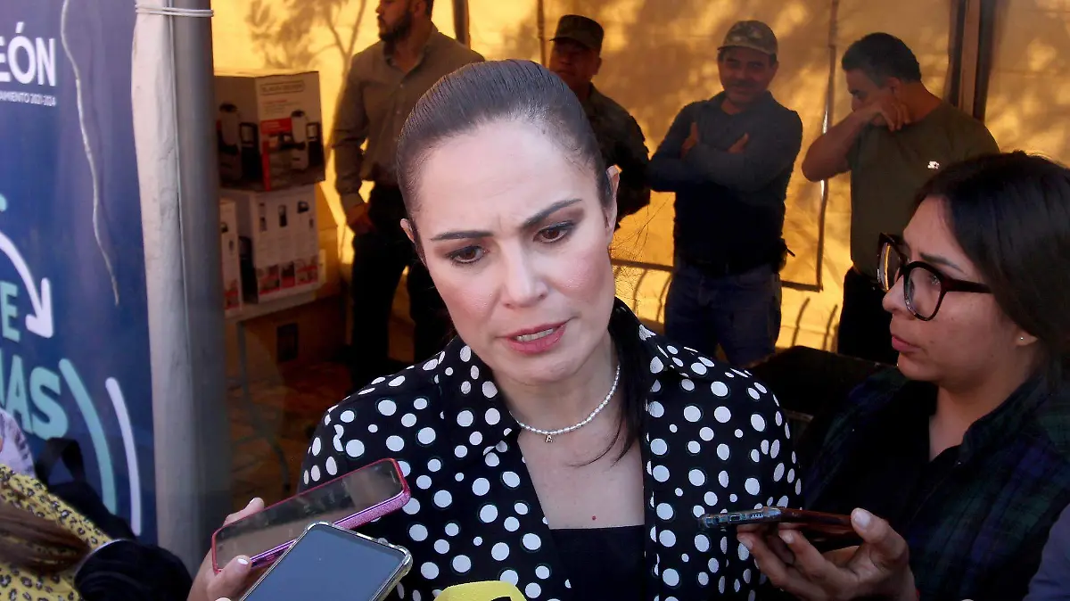 FCO MEZA - ALEJANDRA GUTIÉRREZ