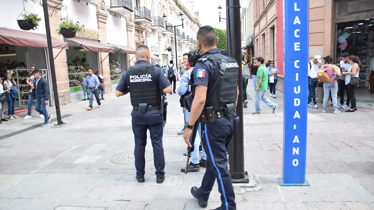 f carmona policias (2)