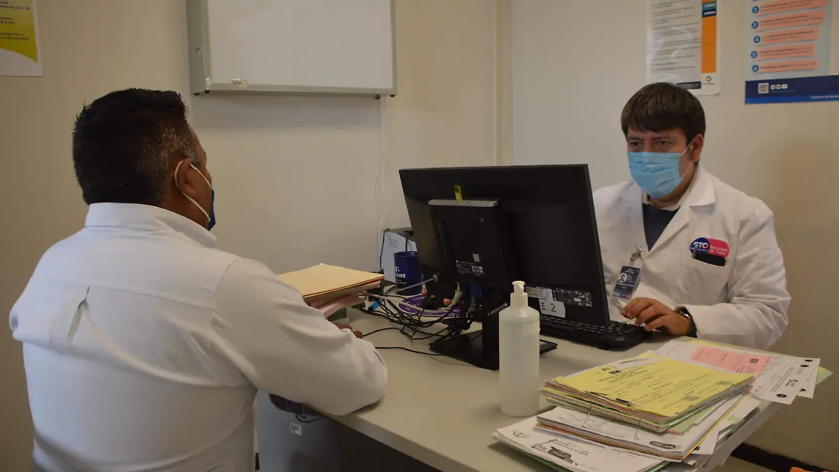 FALTA-DE-MeDICOS (1)