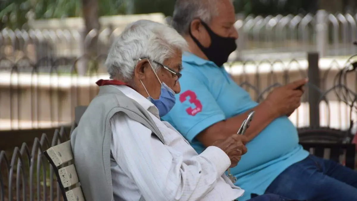 GENTE (2)