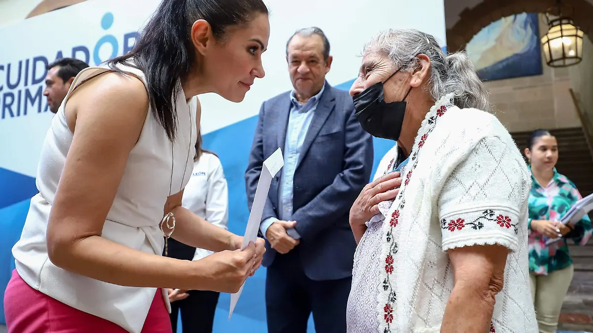 CORTESÍA LEÓN MUNICIPIO - CUIDADORES (1)