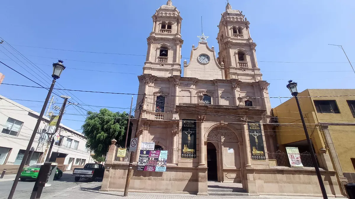 F CARMONA CIEN AÑOS TEMPLO6