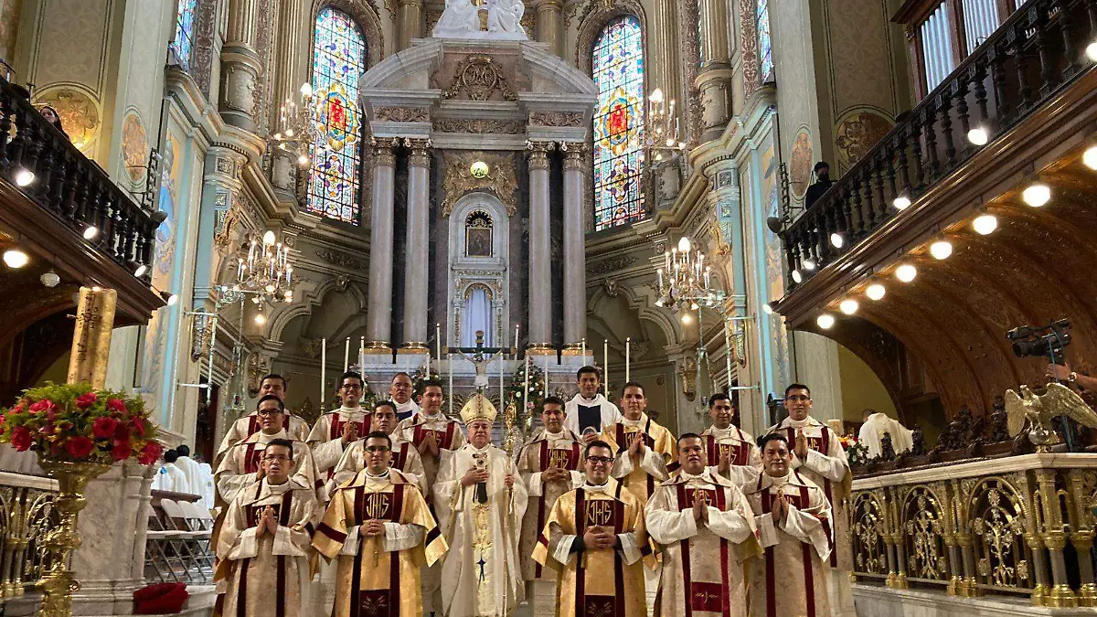 ARQUIDIOCESIS DE LEÓN - DIÁCONOS 6