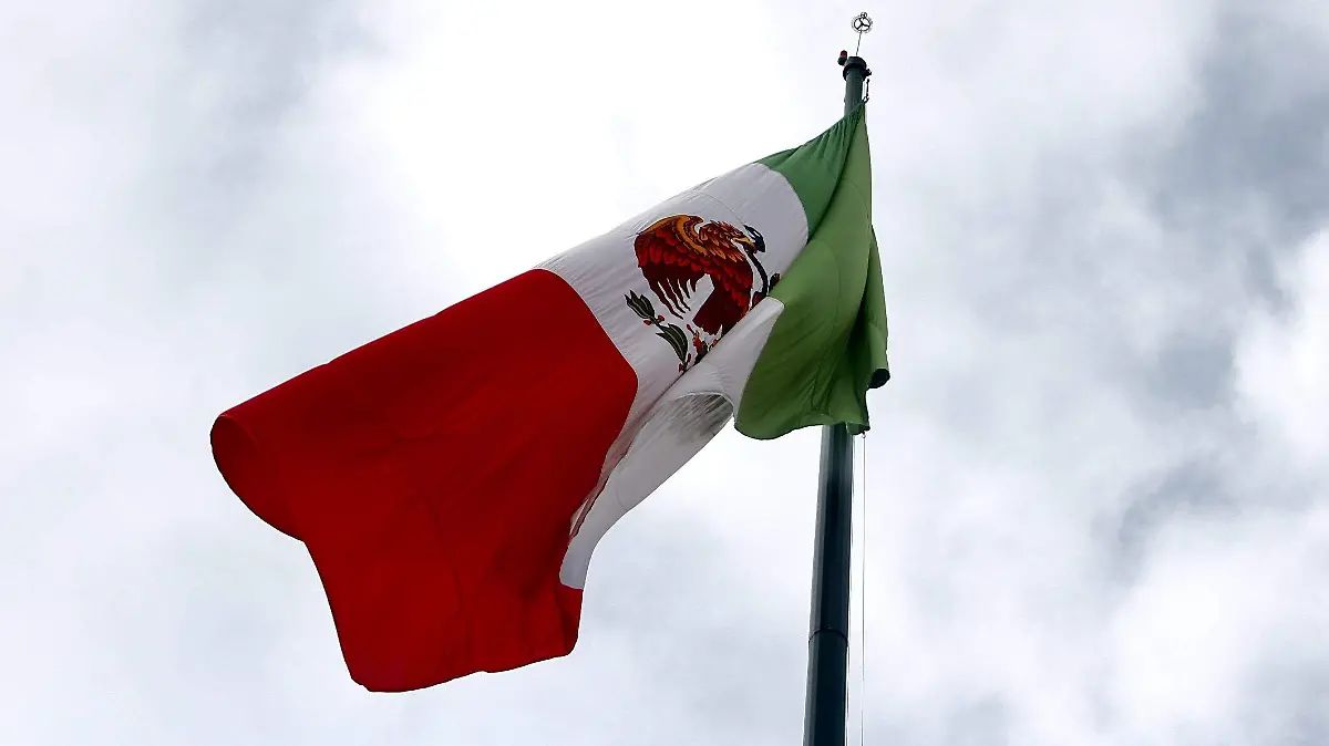 BANDERA (2)