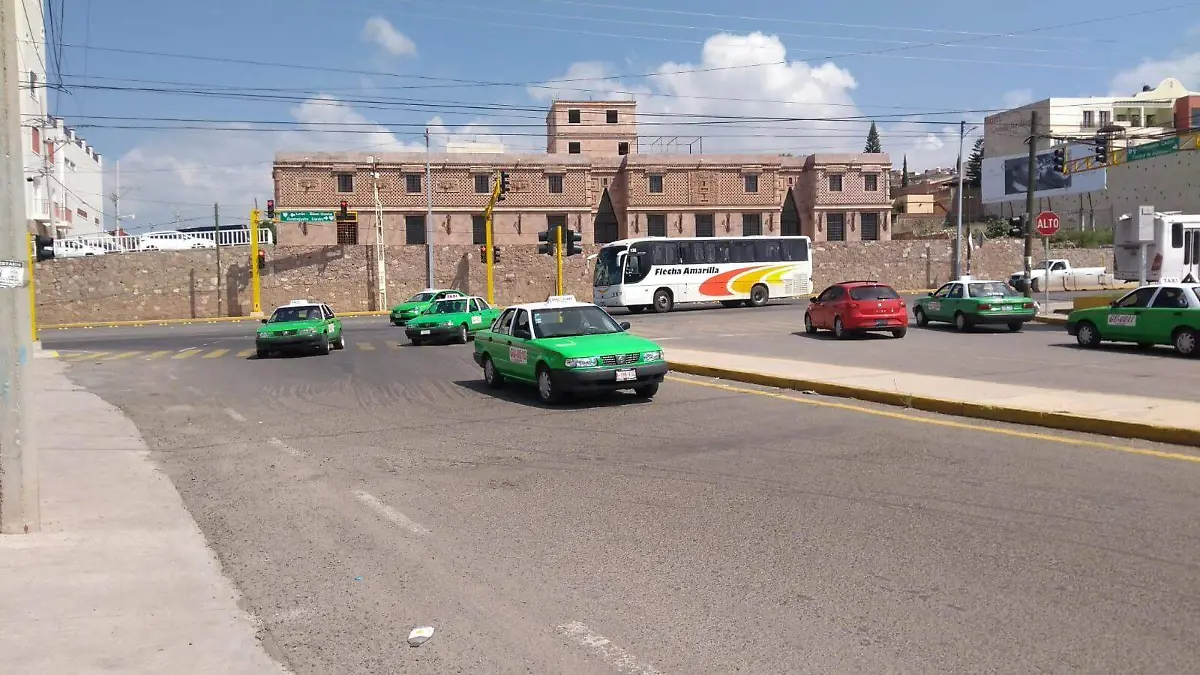 Realizan-simulacro-en-el-Congreso-Local  (1)