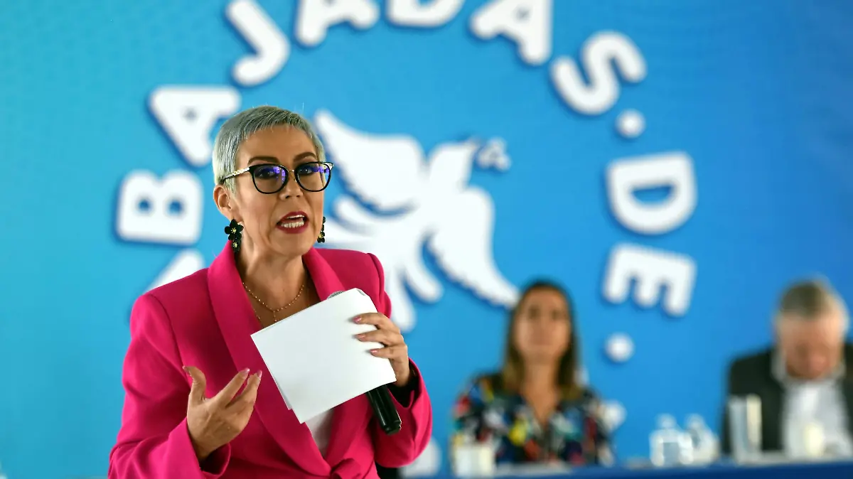 ALEJANDRA REINOSO (3)