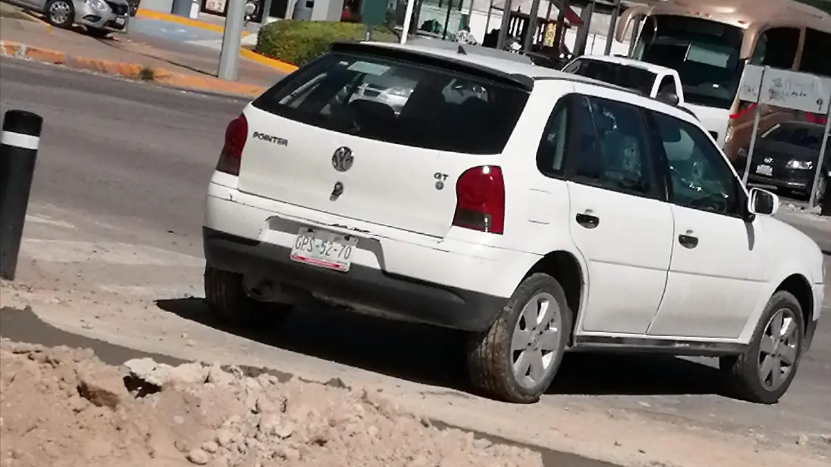 FOTONOTA OBRA DAÑADA
