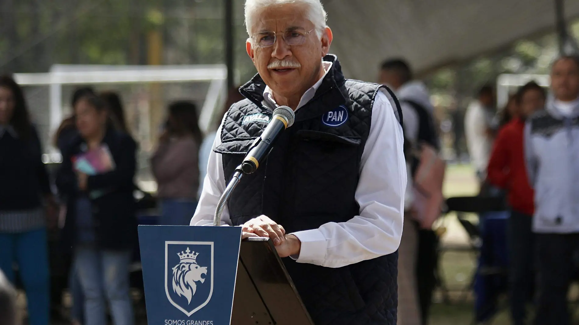 Ernesto-Ayala