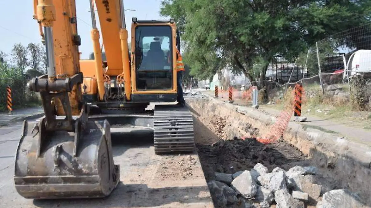 F CARMONA OBRA PUBLICA 1