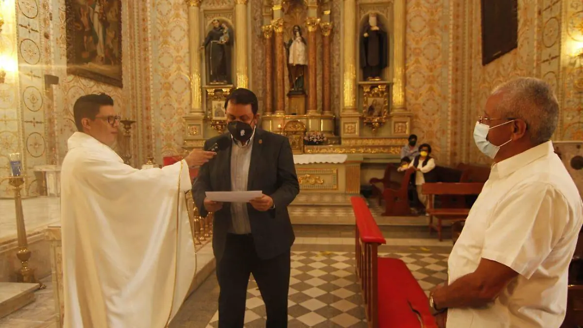 LUIS GÓMEZ FOTO JPG MISA  (3)