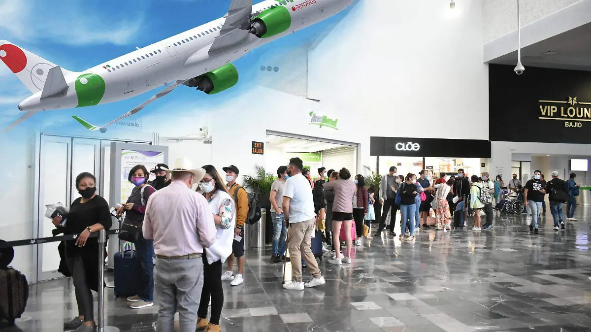 E.CAMACHO - VIVA AEROBÚS 2