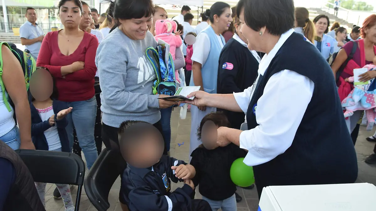 f carmona triple viral (vacunas) (1)